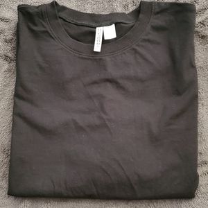 H&M DIVIDED Black Short Sleeve Shirt